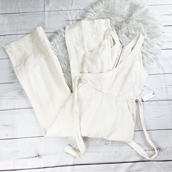 Anthropologie Women's Demi Textured Cream‎ Surplice Neck Jumpsuit Size 8 - Picture 2 of 7